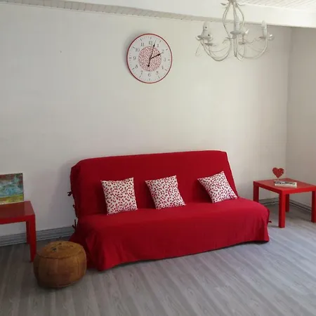 Дом отдыха Maison De Campagne Au Calme